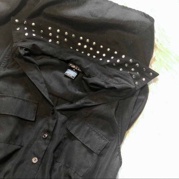 Black Light Summer Dress Button-down, Studded - Picture 3 of 4